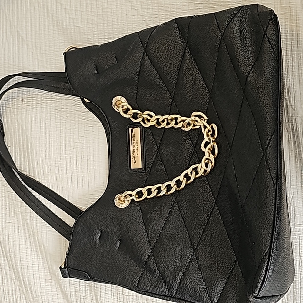 ❗️LAST CHANCE❗️Marc New York Andrew Marc black bag